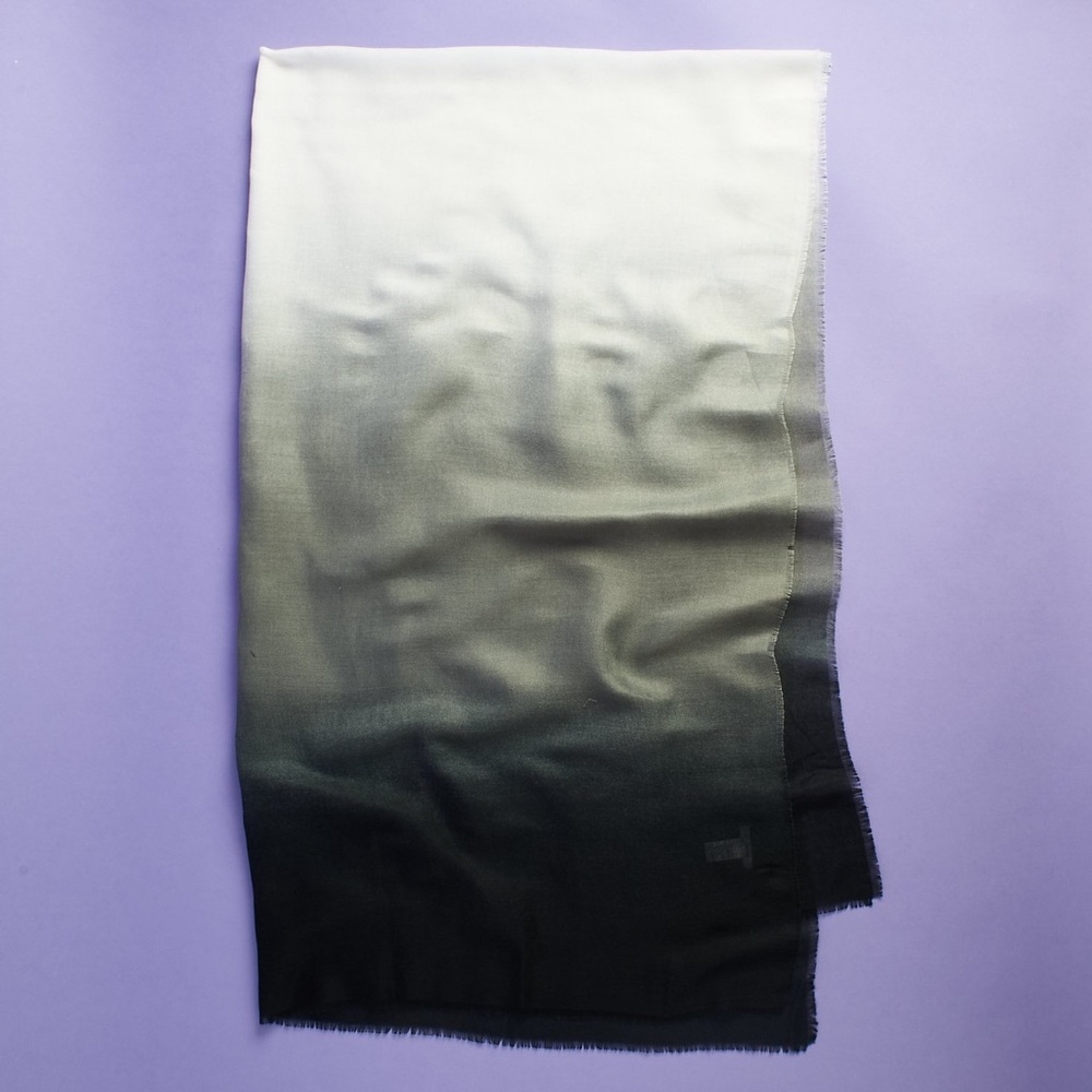 CUSHNIE Grey Horizon Ombré Scarf
